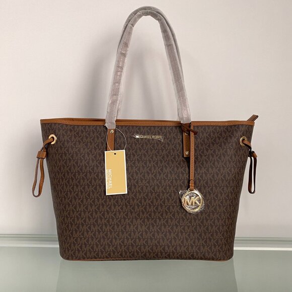 Michael Kors handbags - Picture 1 of 9
